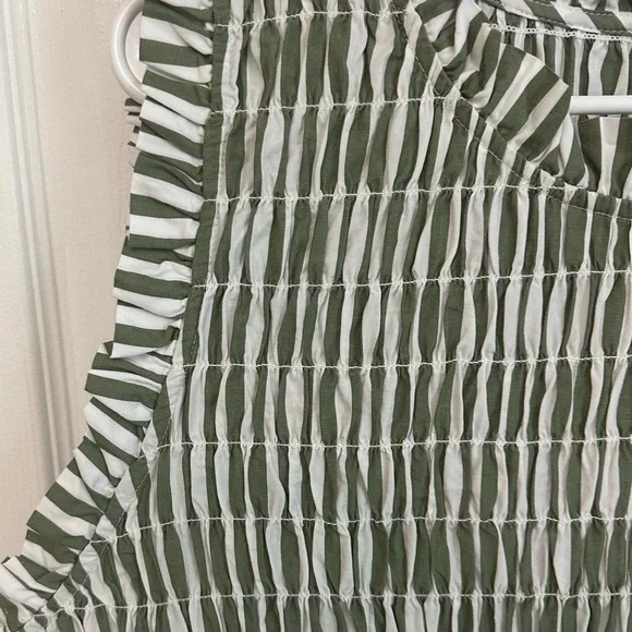 Crown & Ivy 100% cotton dress green white striped pattern Size 16 Elastic Top - Picture 5 of 8